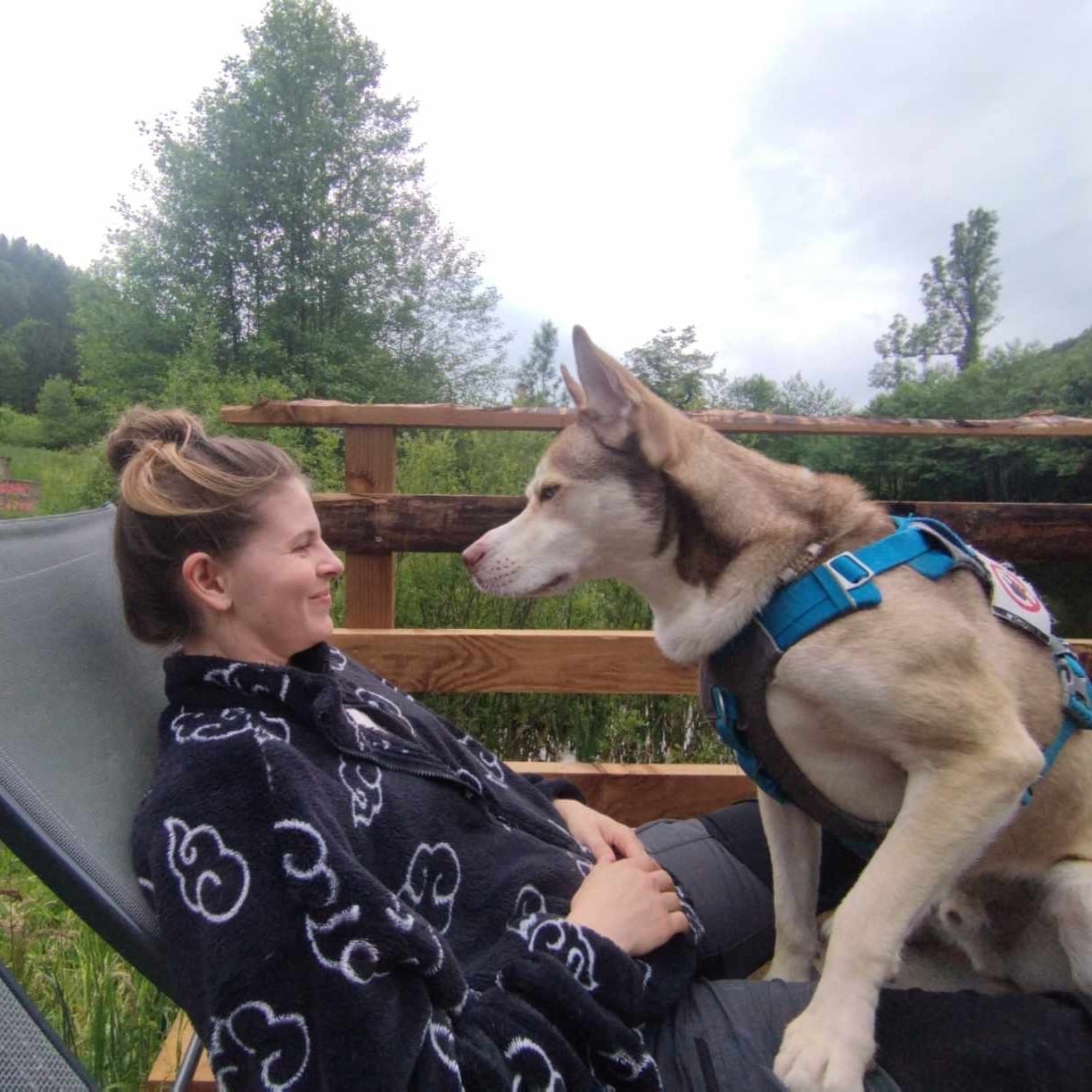 julie & aska 1